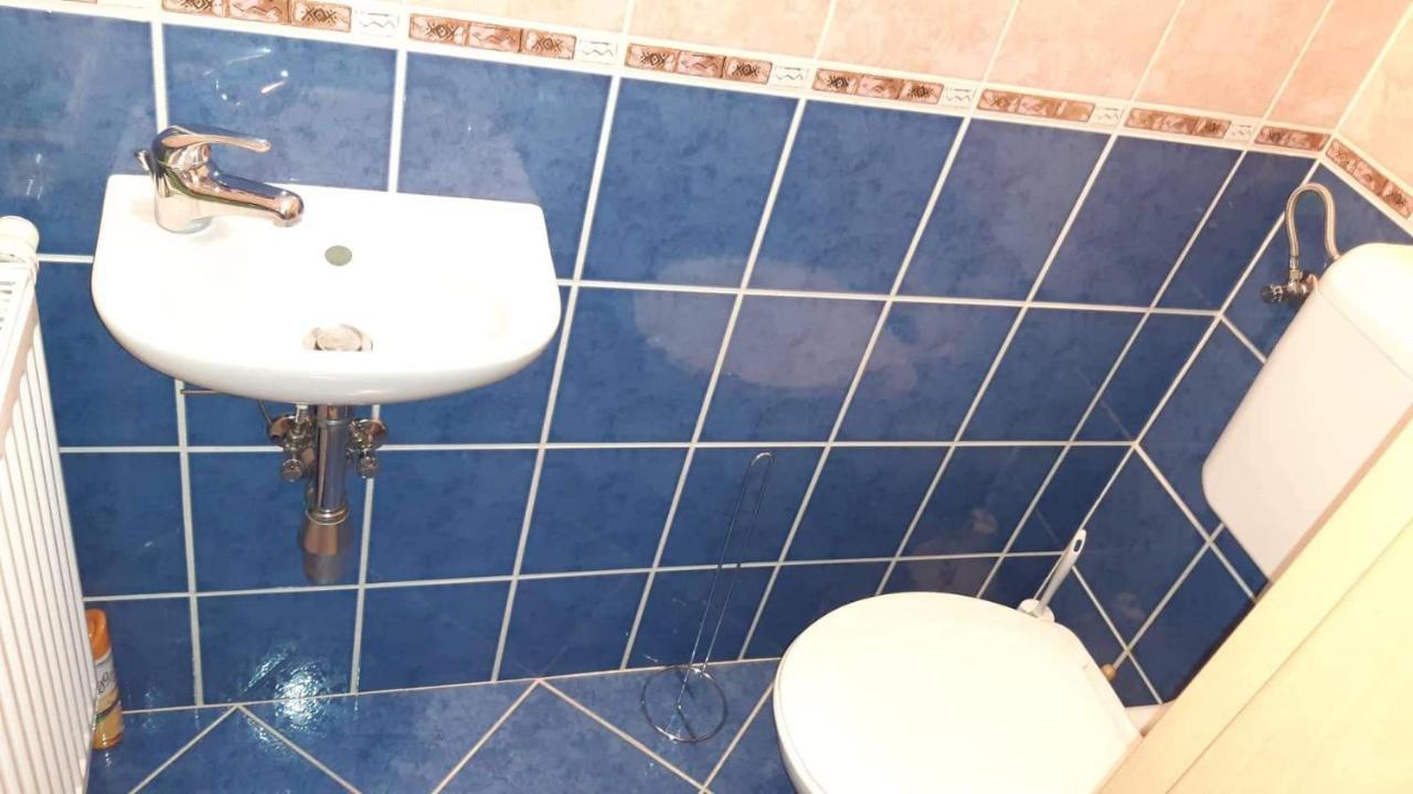 Elizabet Apartman A Belvarosban Szarvas Bagian luar foto