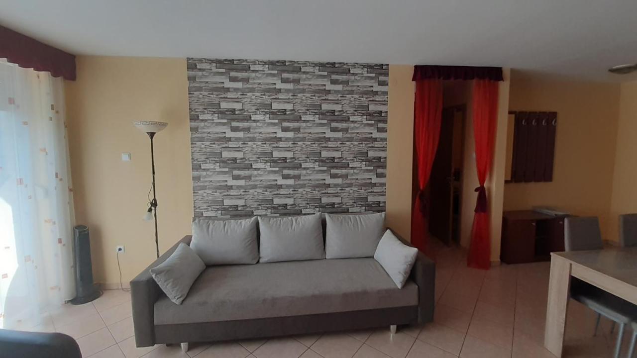 Elizabet Apartman A Belvarosban Szarvas Bagian luar foto